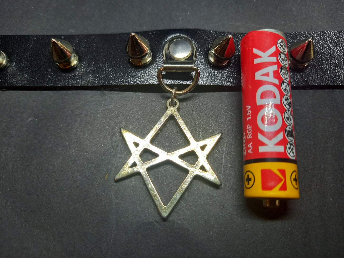 Goth Gothic Witchy fashion Occult satanic Pagan Wicca Black Faux Leather 10 spiked Collar with Unicursal Hexagram