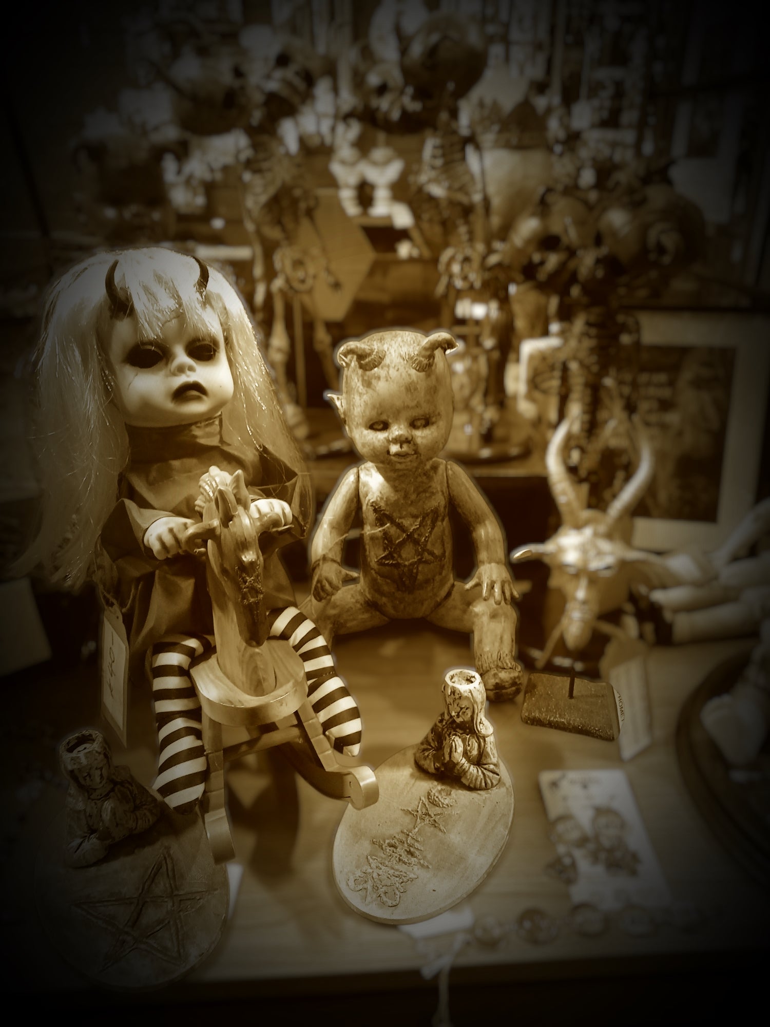Alchemy Gothic jewellery and accessory