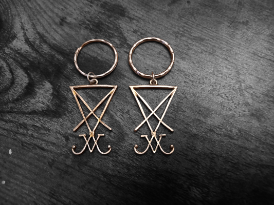 Goth gothic witchy Witch occult witchcraft Satanic "sigil of Satan" Boot, Bag Charm or Keyring"