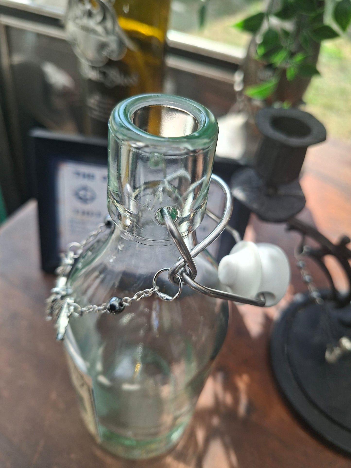 apothecary bottle "Vampire Blood" with Bat rosary detail : Oddity curiosity Gothic Witchy Vampire