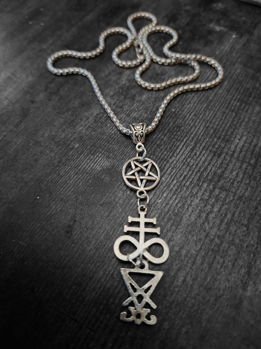 Goth Gothic Witchy killstar witch witchcraft Occult satanic "Satanic Trinity Necklace" V1