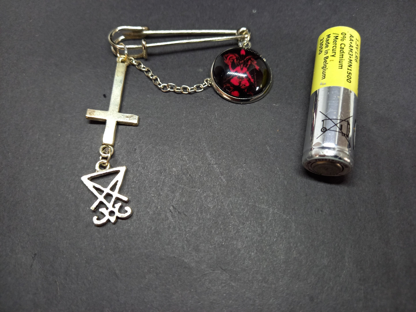 "Hail Satan / Ave Satanas" Baphomet ,sigil of satan and inverted cross with chain kilt pin brooch