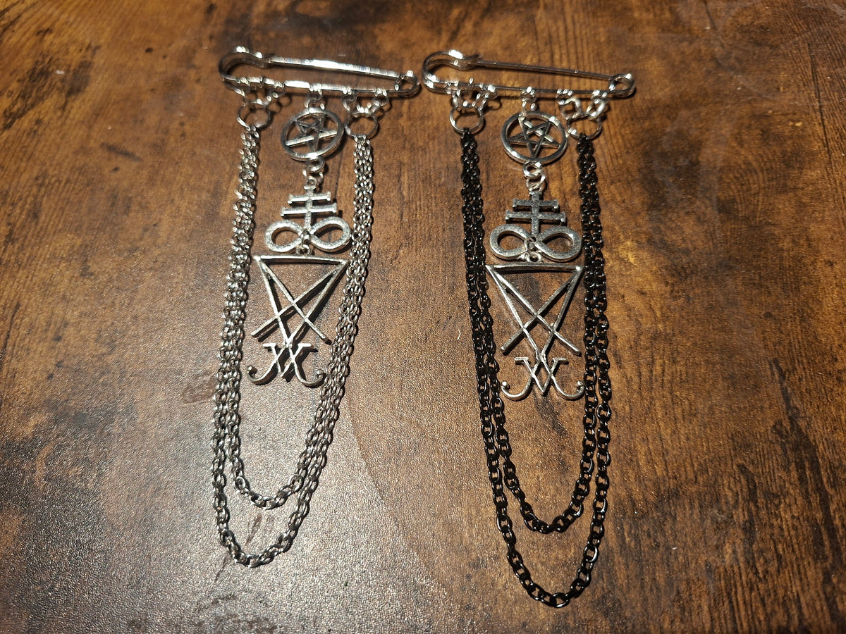 Satanic Trinity Kilt Pin Brooch with Chains – Goth Witchy Occult Wear