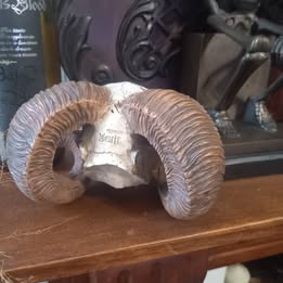 Out Of Production Vintage UNBOXED Alchemy Gothic "Alchemy vault" engraved resin ram skull